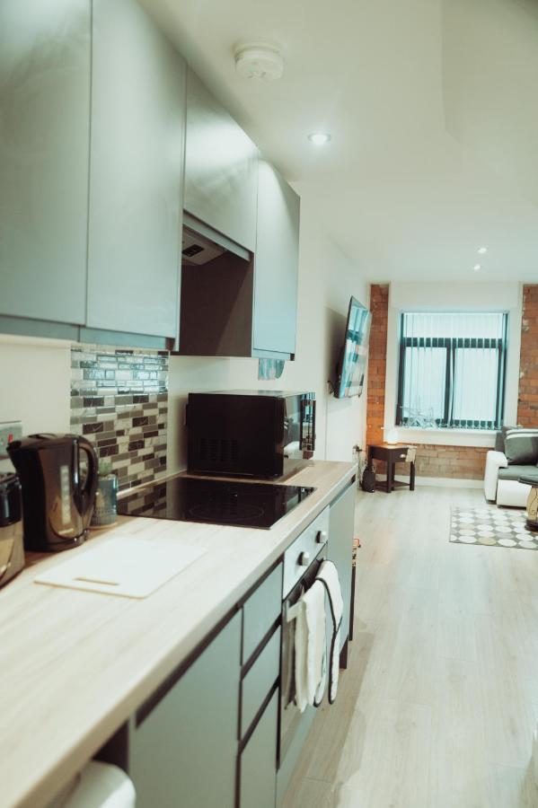 Bv Rare 3 Bedrooms At Conditioning House Bradford Perfect For Contractors Exterior photo