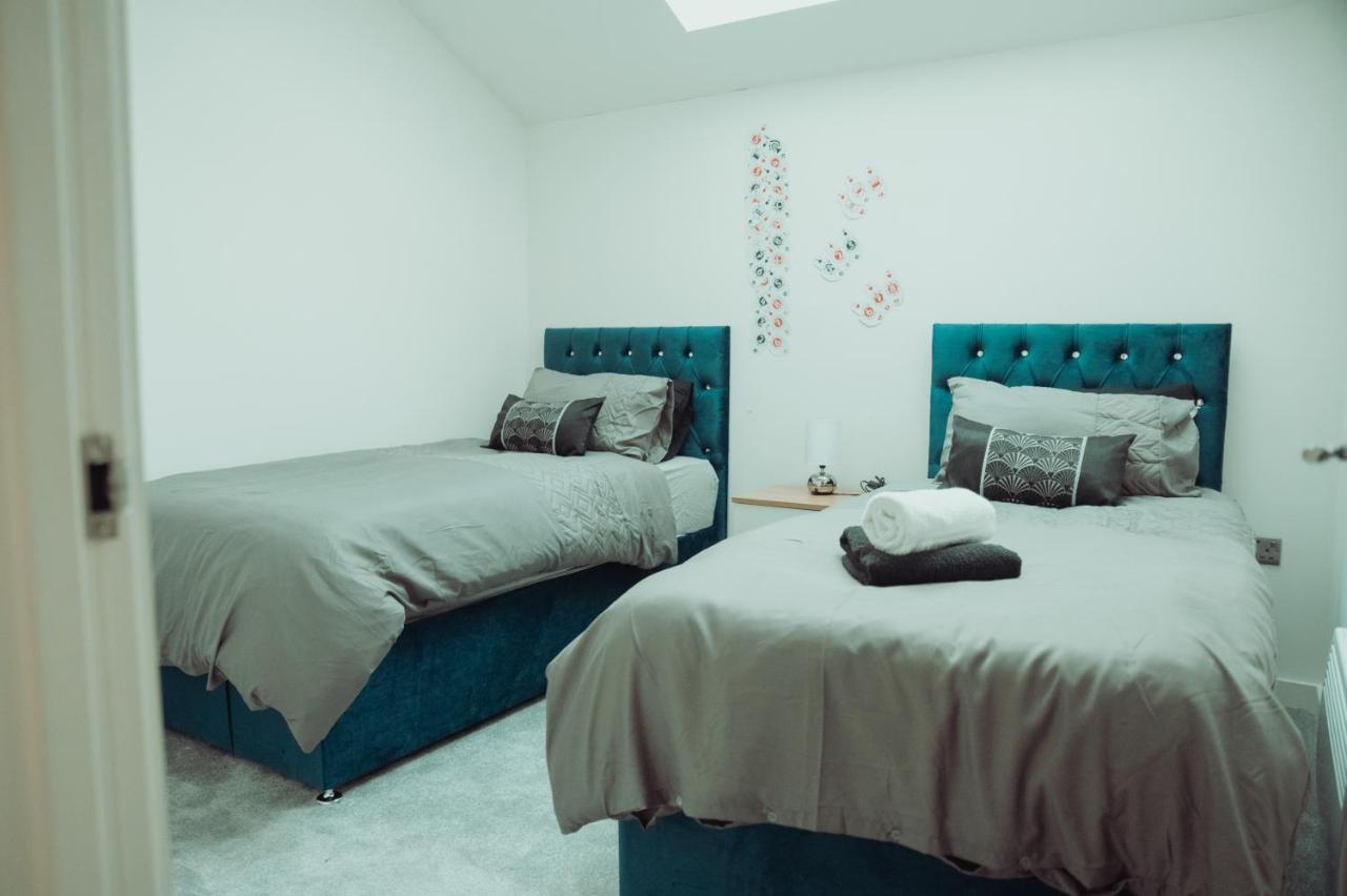 Bv Rare 3 Bedrooms At Conditioning House Bradford Perfect For Contractors Exterior photo